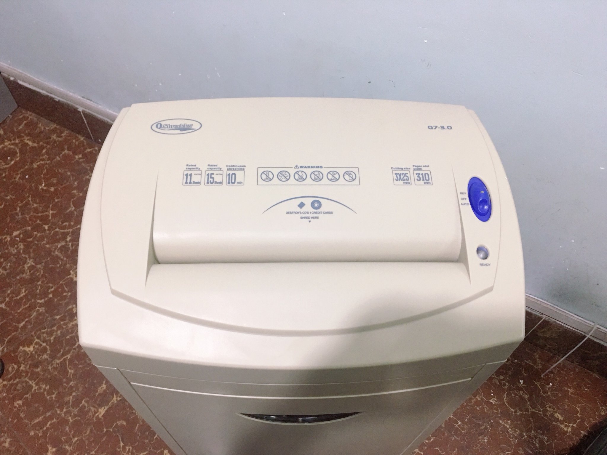 Máy hủy giấy Q-SHREDDER Q7-3.0