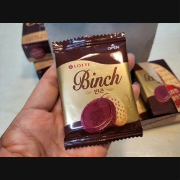 Bánh quy socola đen 630g Binch