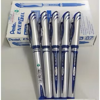 Bút gel 0.7mm Pentel(hộp)