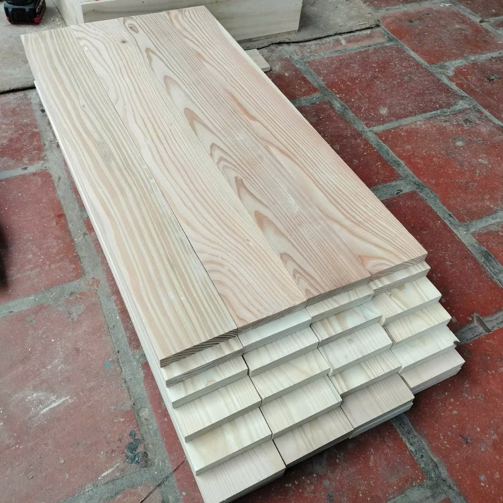 Gỗ thông Việt Nam loại 1 (70x30x3)cm ( m3)