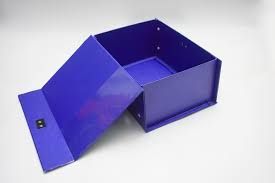 Hộp vuông 10cm Savi( cái)
