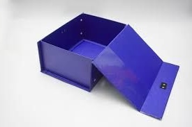 Hộp vuông 15cm Savi( cái)