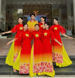 Áo dài hát múa tập thể