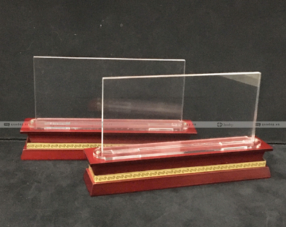 Biển chức danh mica