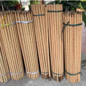 Cọc gỗ tập điều lệnh cao 1,6-2m