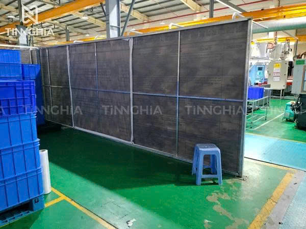 Bạt Hiflex + khung sắt (4x4)mm KT: (3,6 x 0,4)m
